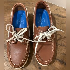 Dooney & Bourke boat shoes